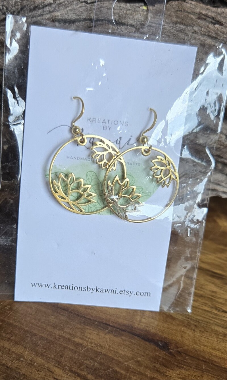 Kreations by Kawaii Gold Tone Lotus Flower Hoop Dangle Earrings New